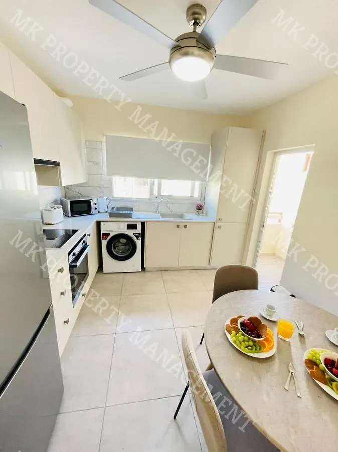 Milos City Center Apts No.34 Larnaka 0*,